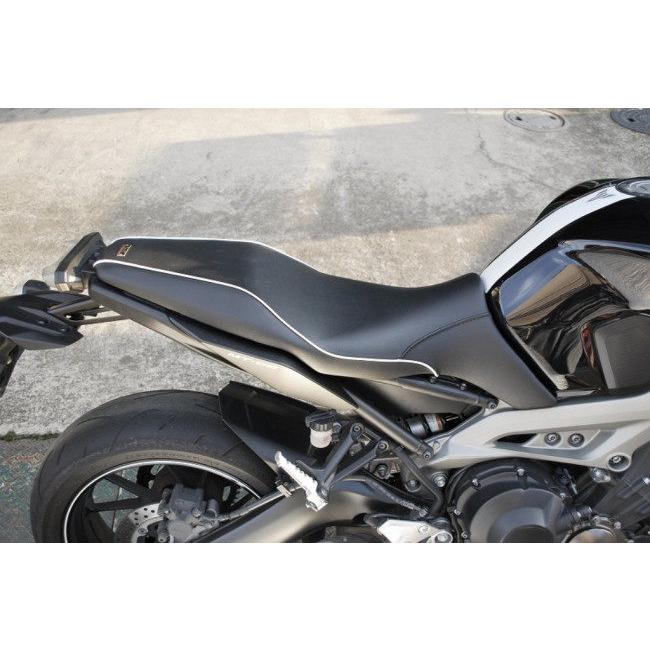 K＆H ケイアンドエイチ ローシートB タイプ：パイピング MT-09 YAMAHA ヤマハ シート シート関連 外装の画像