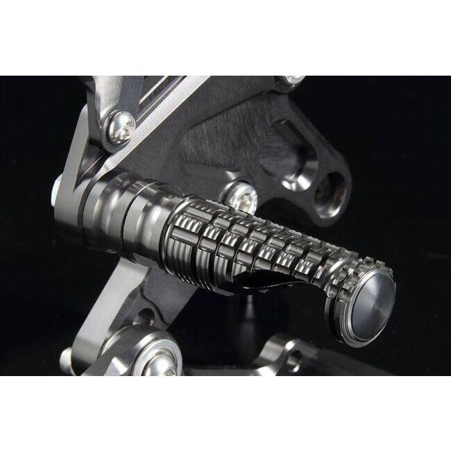 専用ページになります。 ヨシムラ（YOSHIMURA） ステップKIT X-TREAD(エックストレッド) Z900RS
