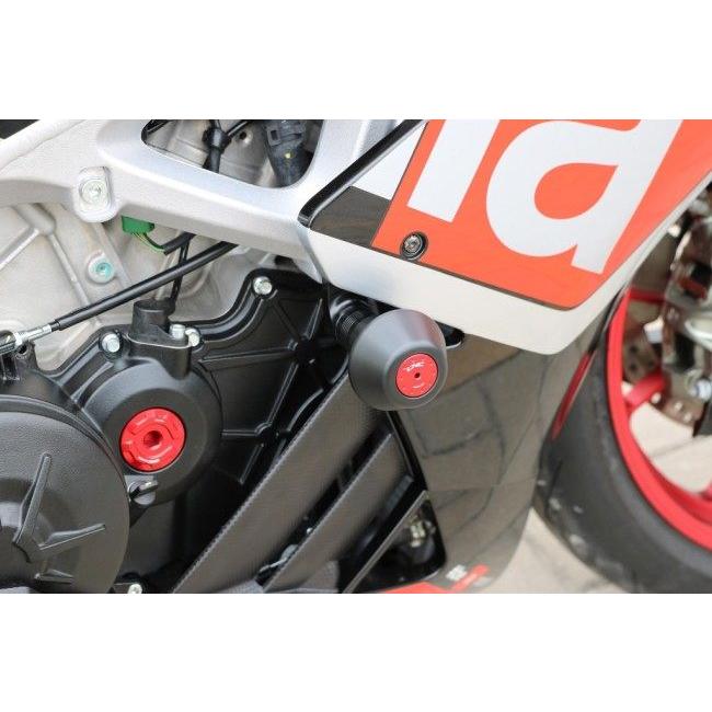CNC Racing シーエヌシーレーシング エンジンスライダー Aprilia カラー：ブラック RSV4 TUONO V4 1100 Factory Tuono RR 15-18 APRILIA アプリリア フレームの画像