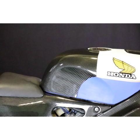 A-TECH エーテック タンクパッド タイプS 素材：綾織ドライカーボン(DC) クリア塗装済 VFR750R HONDA ホンダ タンク関連 外装 | A-TECH | 01