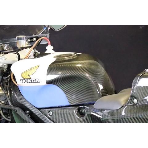 A-TECH エーテック タンクパッド タイプS 素材：ドライカーボンケブラー(DCK) クリア塗装済 VFR750R HONDA ホンダ タンク関連 外装 | A-TECH | 03