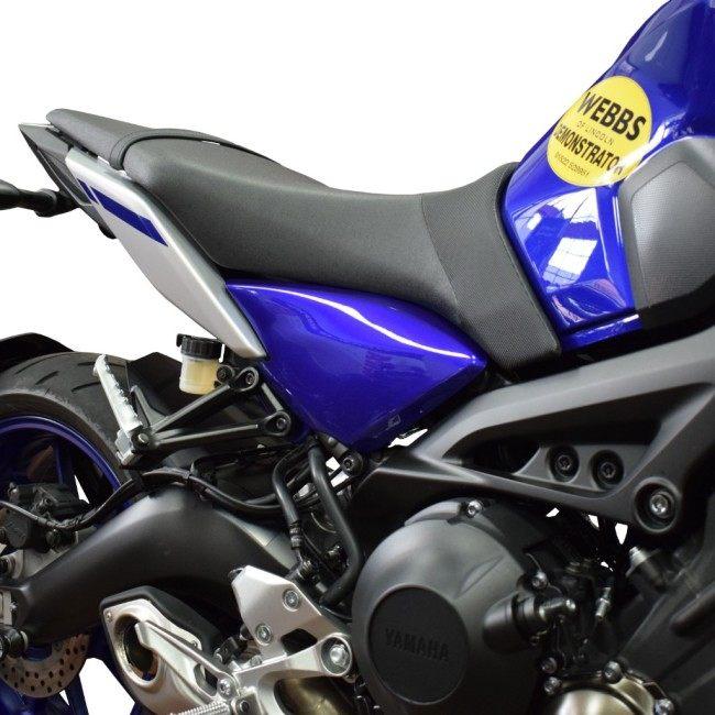 Pyramid Plastics ピラミッドプラスチック 嵌込みパネル MT-09 YAMAHA ヤマハ サイドカウル・サイドカバー カウル関連 外装の画像