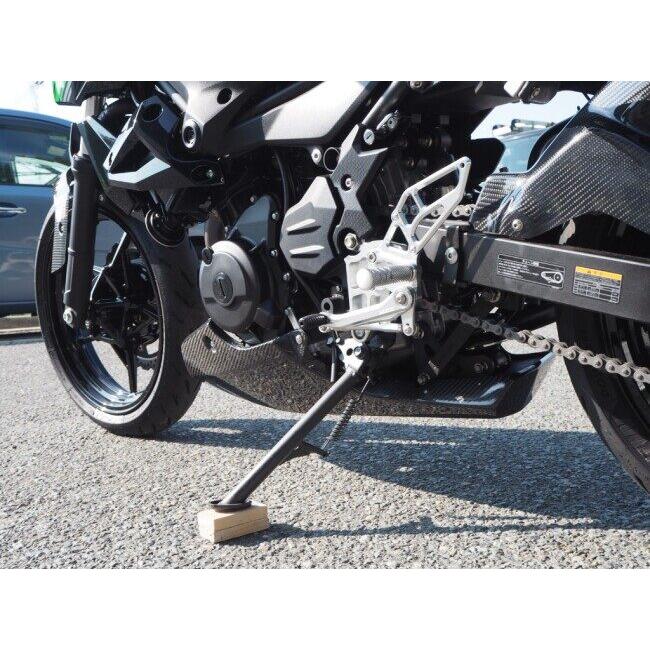YZF-R25 マジカルレーシング製アンダーカウル FRP 黒　未使用 YZF-R25 マジカルレーシング製アンダーカウル FRP 黒 未使用 YZF