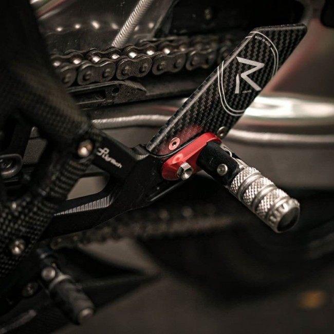 LighTech ライテック アジャスタブル ステップキット R Version S1000R S1000RR HP4 BMW バックステップ ステップ 足回り | LighTech | 05