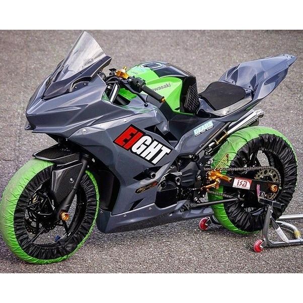 才谷屋 サイタニヤ フロントフェンダー タイプ：カーボン平織 ZX-4R ZX