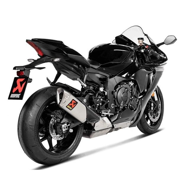 AKRAPOVIC AKRAPOVIC:アクラポビッチ e4仕様 スリップオンライン