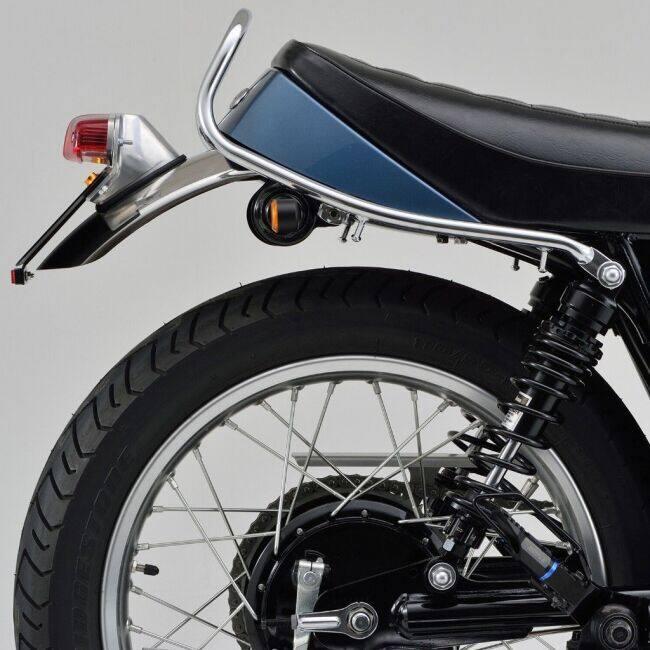YAMAHA SR400 パーツまとめ デイトナ リアサス セパハン フェンダー DAYTONA（デイトナ） ハーフリアフェンダー ルーカステール付き SR400