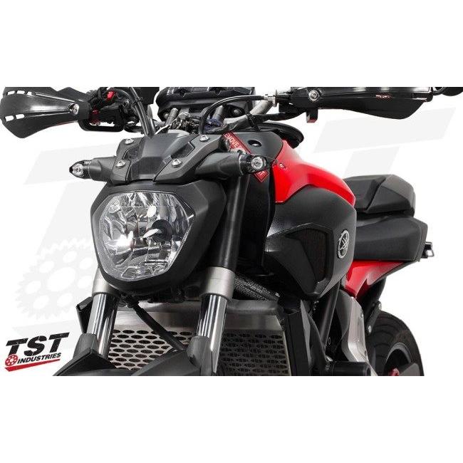 TST ティーエスティー MECH-GTR フロントLEDウインカー FZ-07 MT-07 FZ-09 MT-09 FZ1 YAMAHA ヤマハ ウインカー 灯火類 電装系_1