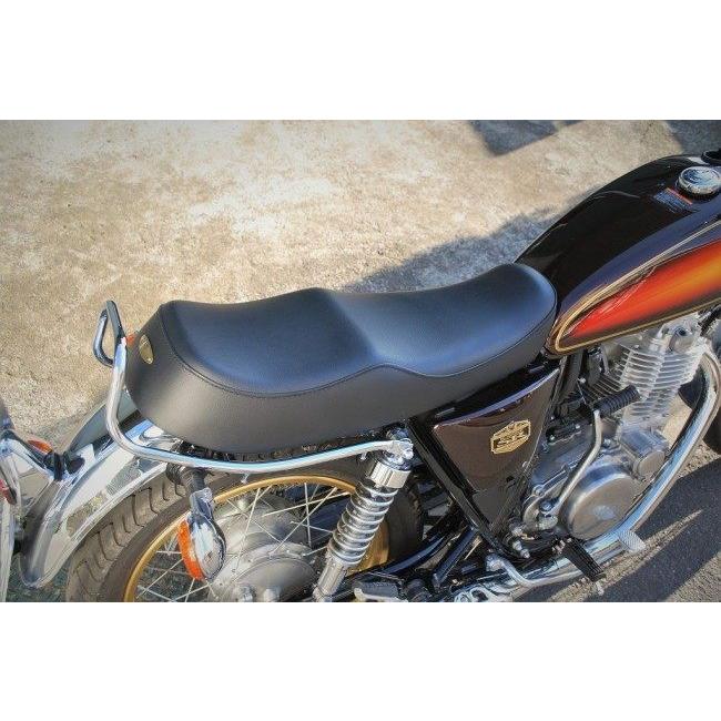 SR400 シート フロント側金具付き - パーツ SR400 シート フロント側金具付き - パーツ