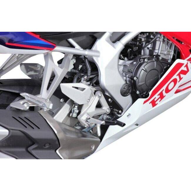 KIJIMA（キジマ） CBR250RR ステップアップブラケット3 MC51 BLACK