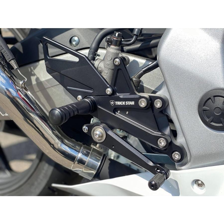 NO.5192　ホンダ　ＣＢＲ２５０ＲＲ　水冷４サイクル２気筒　ＡＢＳ　ＥＴＣ付き　トリックスターマフラー　ＯＶＥＲバックステップ トリックスター / CBR250RR(17-20/8)CBR250RR ABS(17-20/8) バック