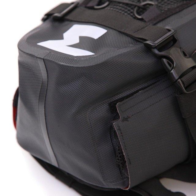 ENDURISTAN（エンデュリスタン） ハリケーン バックパック 容量：15