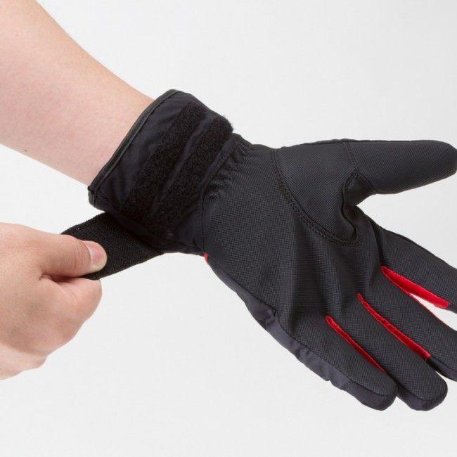 がある Goldwin ウェビック1号店 通販 Paypayモール Goldwin ゴールドウイン ゴアテックスレイングローブ