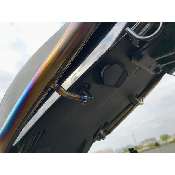 STRIKER ストライカー チタンカスタムグラブバー カラー:チタン STRIKER ストライカー チタンカスタムグラブバー カラー:チタン