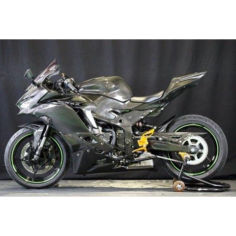 A-TECH エーテック スイングアームカバー タイプ：綾織ドライカーボン