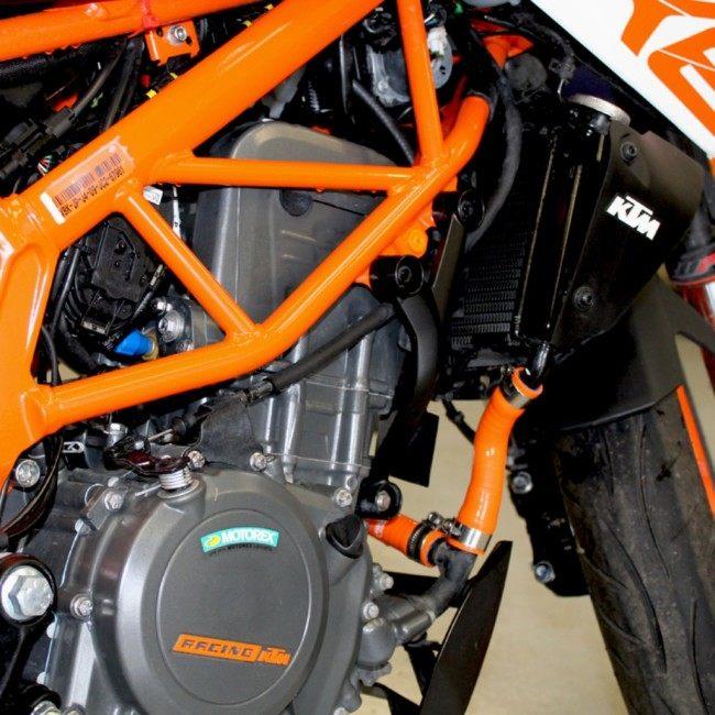 SAMCO SPORT サムコスポーツ クーラントホース(ラジエーターホース) カラー：ニンジャグリーンカモ(限定色) 250 Duke 390 KTM ラジエーター 冷却関連 エンジンの画像