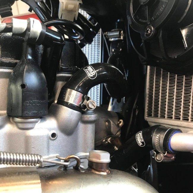 SAMCO SPORT サムコスポーツ クーラントホース(ラジエーターホース) カラー：ブレイズ(限定色) FE 450 501 EXC-F Six Days 500 XCF-W ラジエーター 冷却関連_3