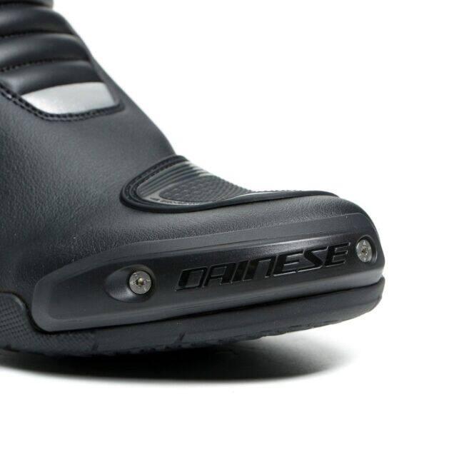ダイネーゼ（DAINESE） NEXUS 2 D-WP BOOTS［ネクサス ブーツ ブラック