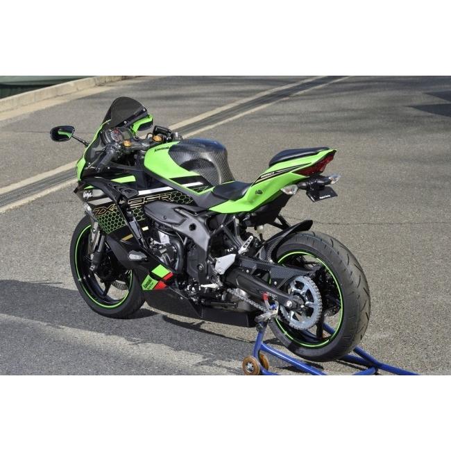 カーボンファイバー ブラックカウル ウィンドシールド付き　マジカルレーシング カーボンファイバー ブラックカウル ウィンドシールド付き