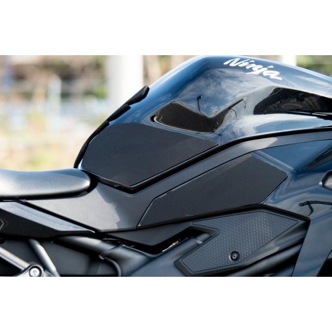 World Walk ワールドウォーク G2プロテクションタンクパッド Ninja ZX-25R Ninja ZX-25R SE Ninja ZX-25R SE KRT｜webike｜03