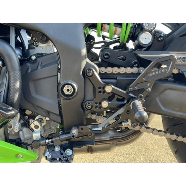 STRIKER（ストライカー） スペシャルステップキット Ninja ZX-25R SE