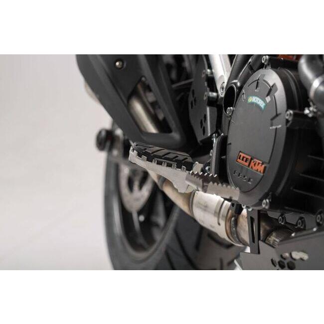 SW-MOTECH SWモテック ION フットレストキット 1050 ADVENTURE 1090 R 1190 790 950 990 SM T KTM フットペグ ステップ 足回り | SW-MOTECH | 01