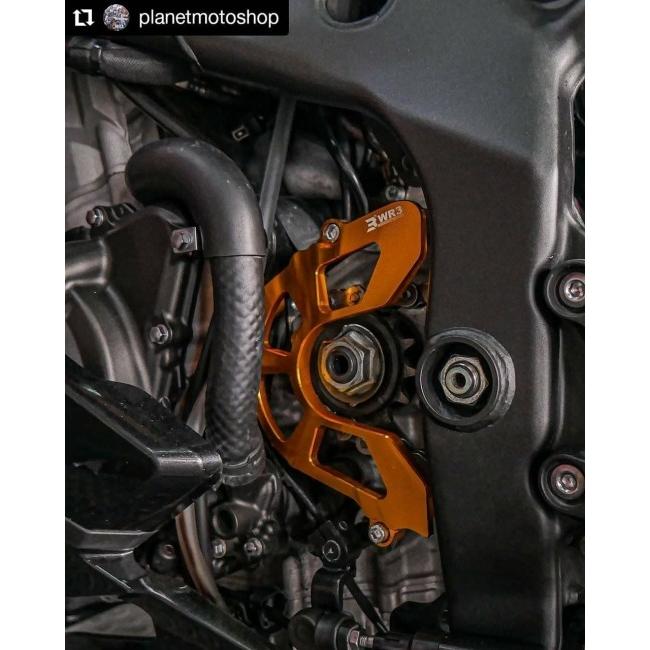 WR3　スプロケットカバー　Ninja ZX-25R　ニンジャ Webike | WR3 ダブルアールスリー スプロケットカバー ZX-25R(WR3-Gear