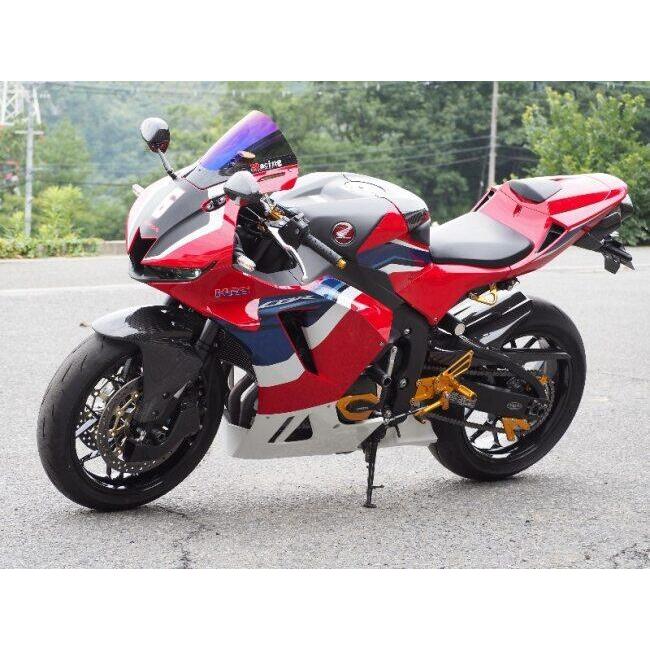 Magical Racing マジカルレーシング リアフェンダー ノーマルスイングアーム専用 タイプ：綾織カーボン / MagiVeilセラミックコーティング：なし CBR600RR 外装の画像