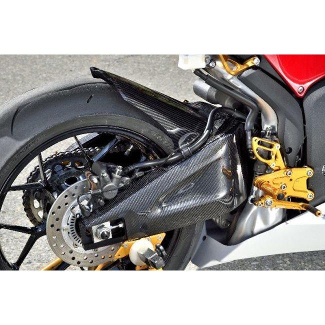 Magical Racing マジカルレーシング スイングアームカバー タイプ：平織カーボン CBR600RR HONDA ホンダ スイングアームカバー・プロテクター 外装の画像