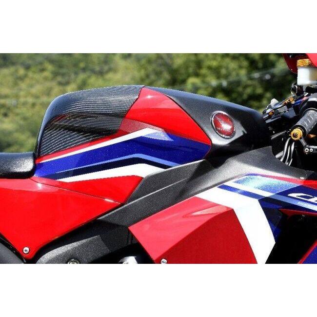 CBR600RR マジカルレーシング製　タンクカバー　PC40 2BL 8BL Magical Racing（マジカルレーシング） タンクエンド タイプ：平織