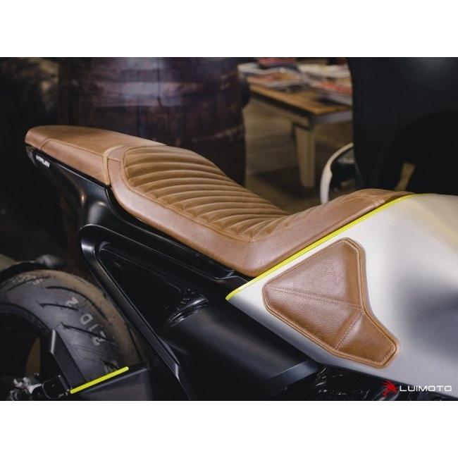 LUIMOTO ルイモト フロントシートカバー カラー：ビンテージブラック