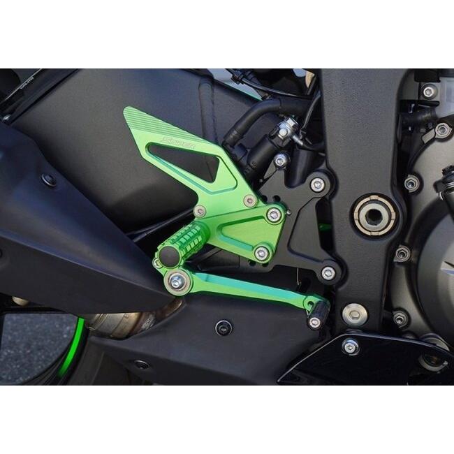 SNIPER（スナイパー） バックステップ カラー：ゴールド NINJA ZX-6R