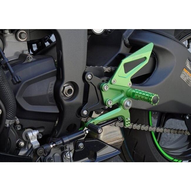 SNIPER（スナイパー） バックステップ カラー：グリーン NINJA ZX-6R