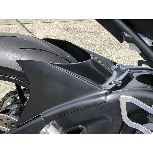 CLEVER WOLF クレバーウルフ リアフェンダー カラー：黒FRP / タイプ：ノーマルタイプ CBR1000RR-R HONDA ホンダ フェンダー関連 外装_4