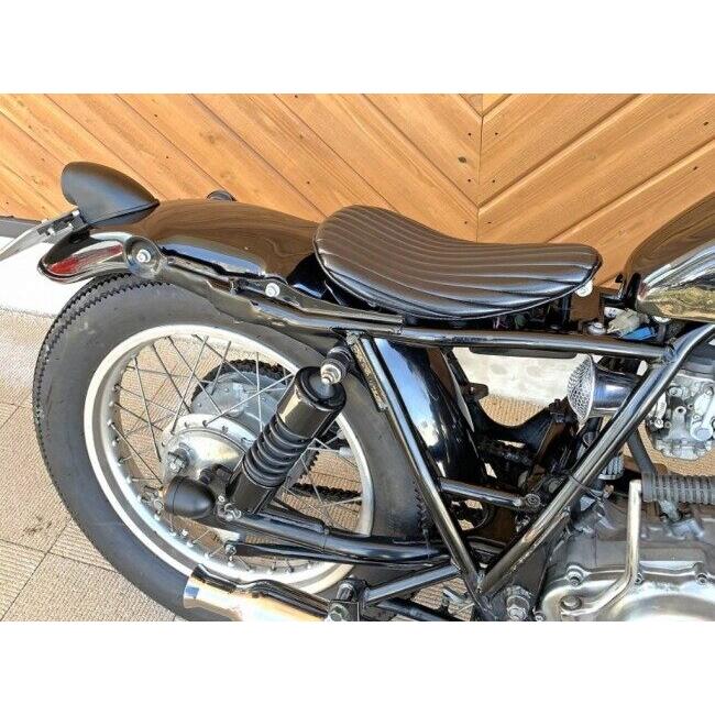 2%er（ツーパーセンター） ソロサドルシートキット カラー：ホワイト