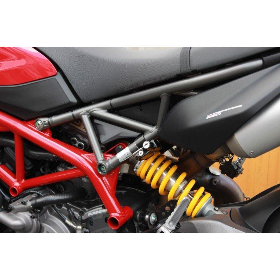 ⭐︎ハイパーモタード950用 スマホホルダー(AELLA製)Hypermotard