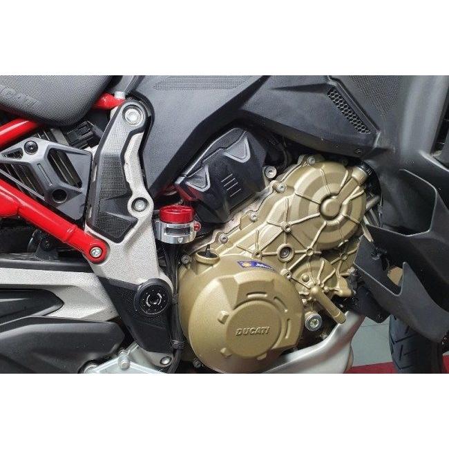 CNC Racing シーエヌシーレーシング リアブレーキフルードタンク用クランプ カラー：シルバー MULTISTRADA V4 S Sport DUCATI ドゥカティ ブレーキの画像