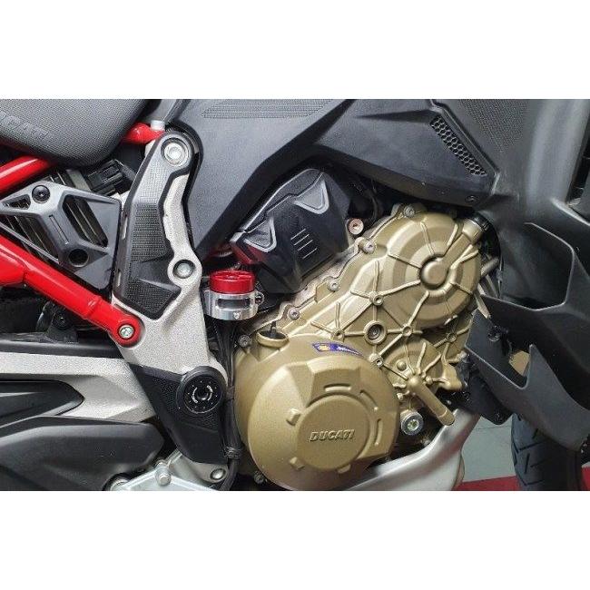 CNC Racing シーエヌシーレーシング リアブレーキフルードタンク用クランプ カラー：シルバー MULTISTRADA V4 S Sport DUCATI ドゥカティ ブレーキの画像