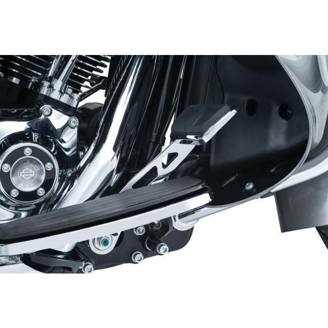 Kuryakyn クリアキン ブレーキペダル 仕様：ロアフェアリング付き / カラー：クロム ツーリングモデル トライク HARLEY-DAVIDSON ハーレーダビッドソン 足回り_1
