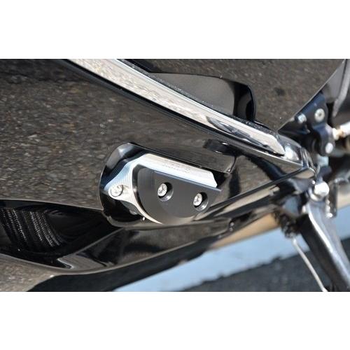 AGRAS アグラス レーシングスライダー ジュラコンカラー：ブラック / ベースカラー：シルバー GSX1300R SUZUKI スズキ エンジンスライダー・フレームスライダー