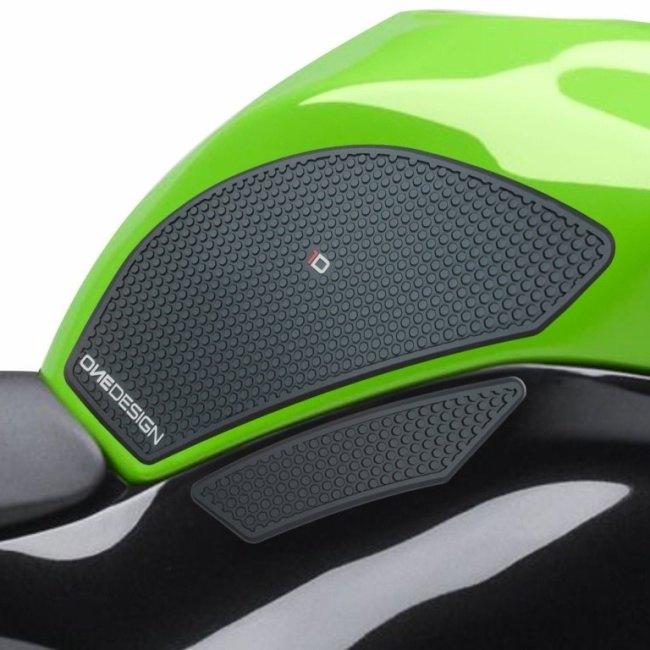 Puig プーチ サイドタンクパッド (SIDE TANK PADS) カラー：ブラック ZX-6R 636 KAWASAKI カワサキ ニーグリップパッド タンク関連 外装 | Puig | 03