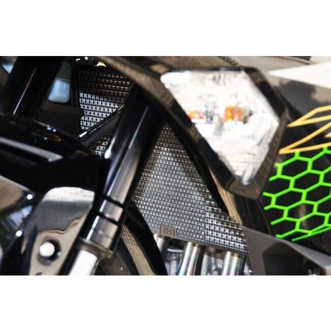 MORIWAKI ENGINEERING モリワキエンジニアリング ラジエーターコアガード カラー：ブラック Ninja ZX-25R SE ZX-25RR ZX-4RR ZX-4R KAWASAKI カワサキ 冷却関連 | モリワキ | 01
