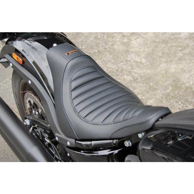 ハーレーダビッドソンタックロールソロシート