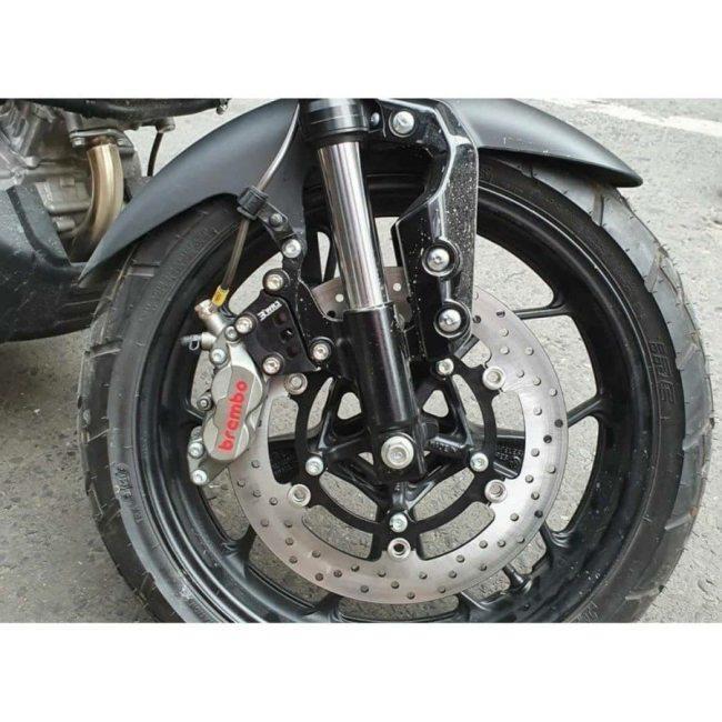 WR3 ダブルアールスリー フロントキャリパーサポート BREMBO用 カラー