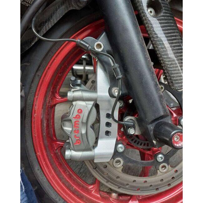 WR3 ダブルアールスリー フロントキャリパーサポート BREMBO用 カラー