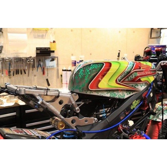 T2 Racing T2レーシング アルミシートレール＆ガソリンタンクセット【Racers Series】 タンクキャップカラー：ブラック NSR250R HONDA ホンダ フレームの画像