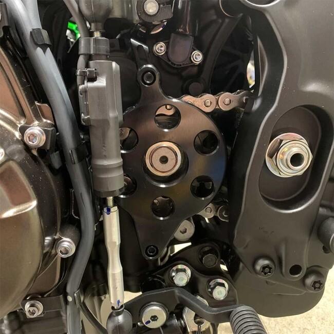 YMCK ヤマック ネオスプロケットカバー カラー：ブラック XSR900 GP MT-09 トレーサー トレーサー9 GT NIKEN Y-AMT YAMAHA ヤマハ スプロケットカバー 外装 | ブランド登録なし | 02