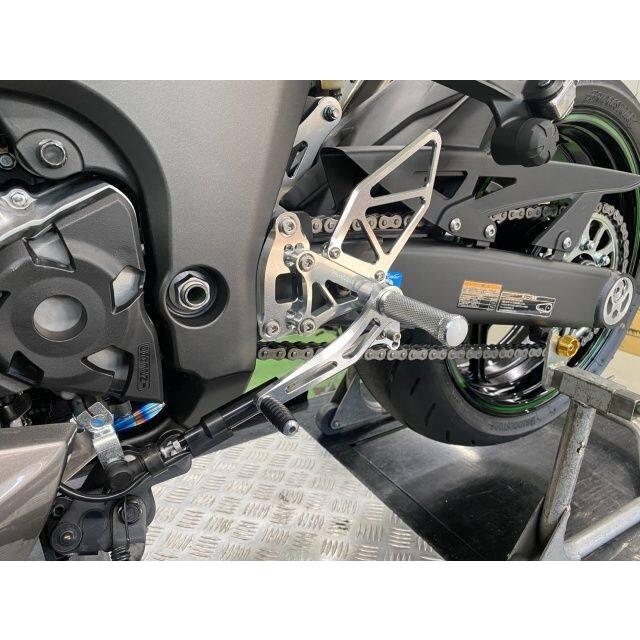 WOODSTOCK ウッドストック カワサキクイックシフター対応 バックステップ カラー：オールシルバー Ninja1100SX SE Z1100 KAWASAKI カワサキ ステップ 足回り_4