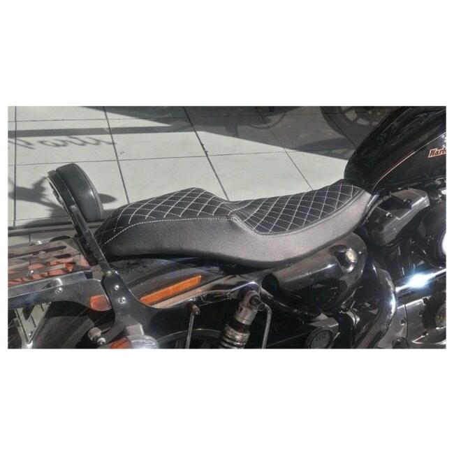 C-RACER シーレーサー Sportster Seat UpholsteryColor：GREY / ThreadColor：Black StitchingType：SQUARE HARLEY-DAVIDSON ハーレーダビッドソン シート 外装_5