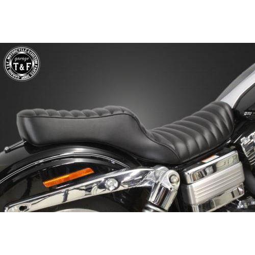 ガレージT&F ハーレー ダイナ ダブルシート(タックロール) 美品 Garage T＆F ガレージ ダブルシート タイプ：タックロール ダイナ